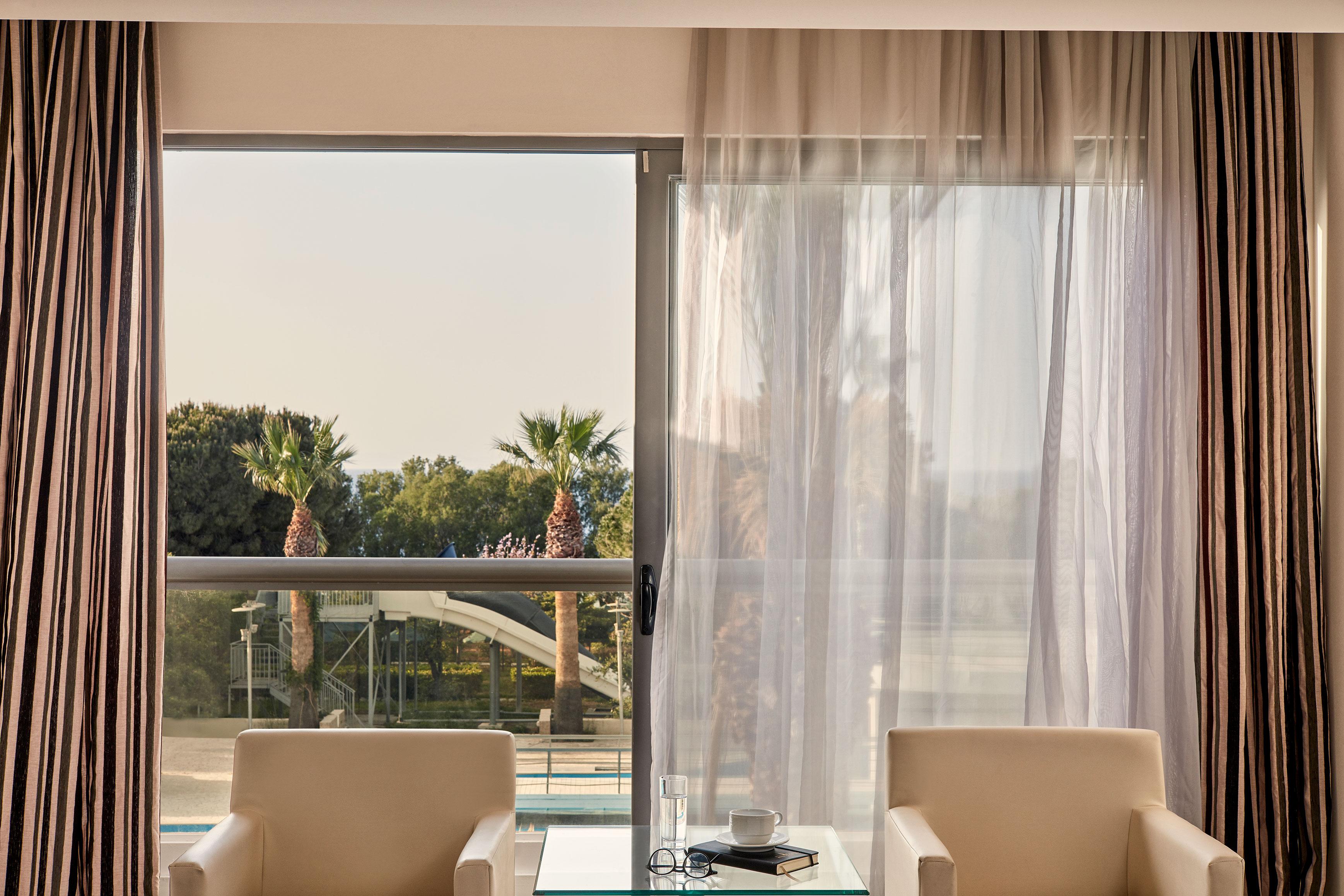 All Senses Ocean Blue Sea Side Resort Kremasti  Exterior photo